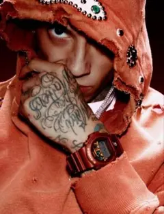 海外限定 G-SHOCK x CENTRAL CEE SYNAWORLD - メルカリ