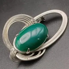 翡翠　ブローチ