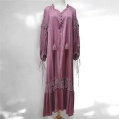 Item thumbnail for item c47c40ee-dcc8-4940-8778-552e5922077a