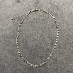 シルバーチェーンネックレス