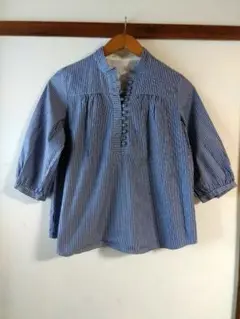 ネイビー✕ホワイト刺繍入ストライプ 五分袖シャツ