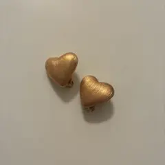 【アクセサリー】ゴールドハート型クリップイヤリング