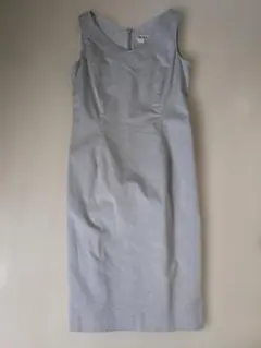 NATURAL BEAUTY BASIC ノースリーブひざ丈ワンピース グレー
