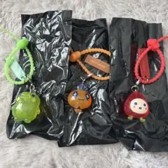 たまごっち カラフルマルチチャーム アナザーカラーver.3種セットのサムネイル