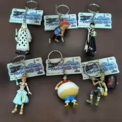 ワンピース　フィギュアキーホルダー。 〜アルバーナの闘い編〜全6種。