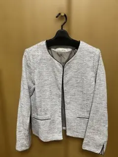 シューラルー　ノーカラーパイピングツイードジャケット　グレー系