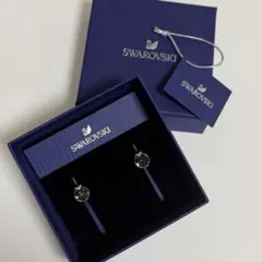 スワロフスキー　ピアス