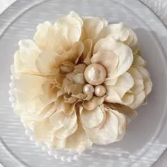 コサージュ、ハンドメイド、パール、入学式、入園式、結婚式、髪飾り、ブローチ