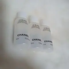 注意！空容器です！！CHANEL LE BLANC ESSENCE LOTIONのサムネイル