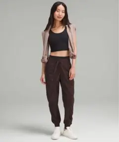 Lululemon カーゴパンツ　サイズ4