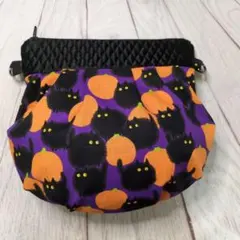 Item thumbnail for item 03548047-52da-43d4-9d7f-cbb8f35fcbc9