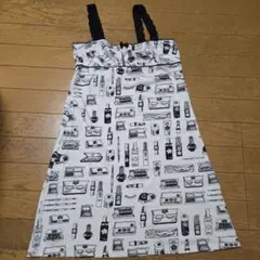 MARY QUANT ノースリーブ コスメ柄 Mサイズのサムネイル