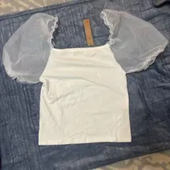 ホワイト パフスリーブ トップス