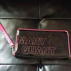 MARY QUANT長財布