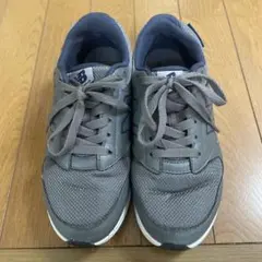 New Balance グレー スニーカー