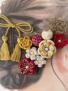 つまみ細工　髪飾り　赤　黄