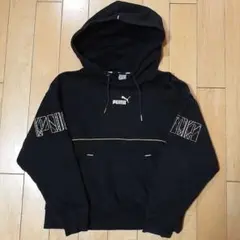 【美品】PUMA★XS サイズ・フード付きパーカー(黒)