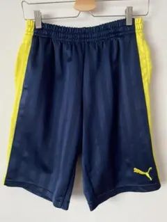 PUMA プーマ ハーフパンツ　紺色に黄色ライン　Mサイズ
