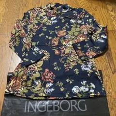 専用。インゲボルグ花柄2枚、ボーダーセット