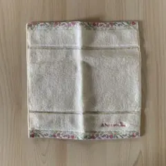 Afternoon Tea ハンカチ 未使用品　アフターヌーンティー　花柄のサムネイル