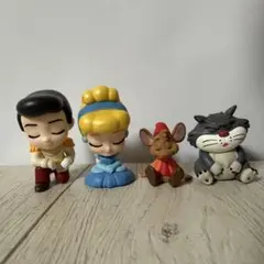 ディズニー　肩ズンFig. シンデレラ　4体セット　コンプリート