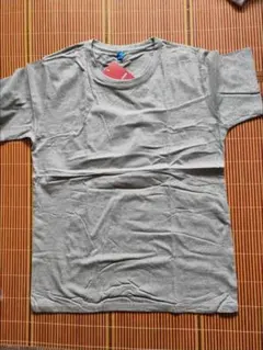 グレー コットン Tシャツ