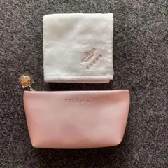 TOCCA ピンク ポーチ タオル付きのサムネイル