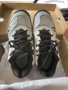 ヨネックス⭐︎テニスシューズ　23.5cm