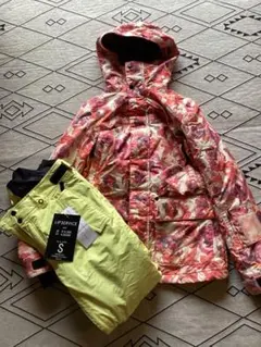 RIP SERVICE 花柄ＸイエローレディースＳスノボウェアスキーウェア