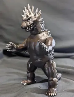 バラン ソフビ ブルマァク※破損あり バラン ソフビ ブルマァク※破損あり - メルカリ