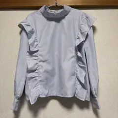 Riche glamour ストライプフリルブラウス