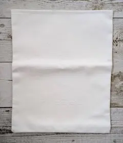 【DIESEL】ロゴ刻印 レザー調 ギフト袋 ショッパー 白