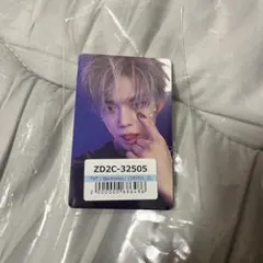 TXT Starkissed ユニバラキドロ　ヨンジュン