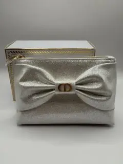 Dior ディオール　ホリデー　ノベルティポーチ ホワイト リボン