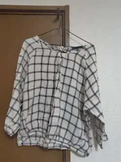 チェック　長袖トップス　Lサイズ　春・秋服