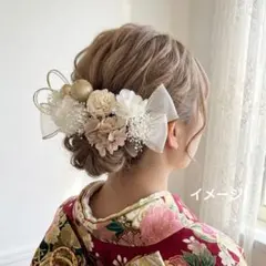 髪飾り【6706】ドライフラワー　結婚式　成人式　卒業式　七五三　前撮　振袖　袴のサムネイル