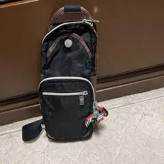 Orobianco オロビアンコ スリングバッグ 黒と茶色