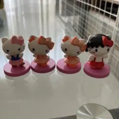 ハローキティ ドレスアップ 4体セット
