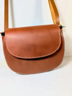 本革　ショルダーバッグ　レディース　ブラウン　ハンドメイド