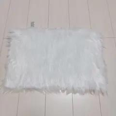 ラグ カーペット ホワイト 滑り止めあり ふわふわ おしゃれ 毛長のサムネイル