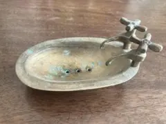 Item thumbnail for item 33b066fd-ca94-497d-9d36-3df35819aeb2