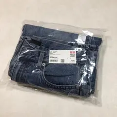 新品未使用タグ付き　UNIQLOワイドストレートジーンズ/ 23