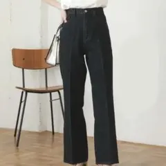 新品　センスオブプレイス　センタープレスフレアデニムパンツ　ブラックのサムネイル