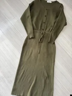 AZUL ニットワンピース カーキ ロング丈