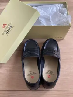 HARUTA ハルタ　キッズ　ローファー　フォーマルシューズ　黒　卒園　入学