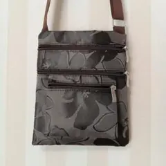 花柄 ショルダーバッグ 4ポケット