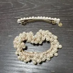 パール系　ヘアアクセサリー　２点