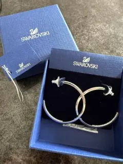 SWAROVSKI フープピアス クリスタル装飾 シルバーカラー