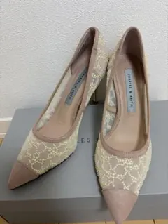 チャールズアンドキース　ビーズドエンベリッシュド メッシュパンプス - nude