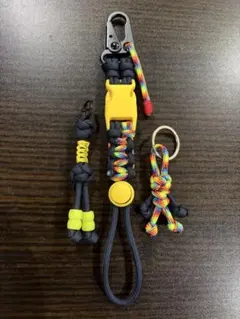 ドッジボール パラコード キーホルダー 20個セット パラコード ドッジボール型キーホルダー 20個セット - メルカリ